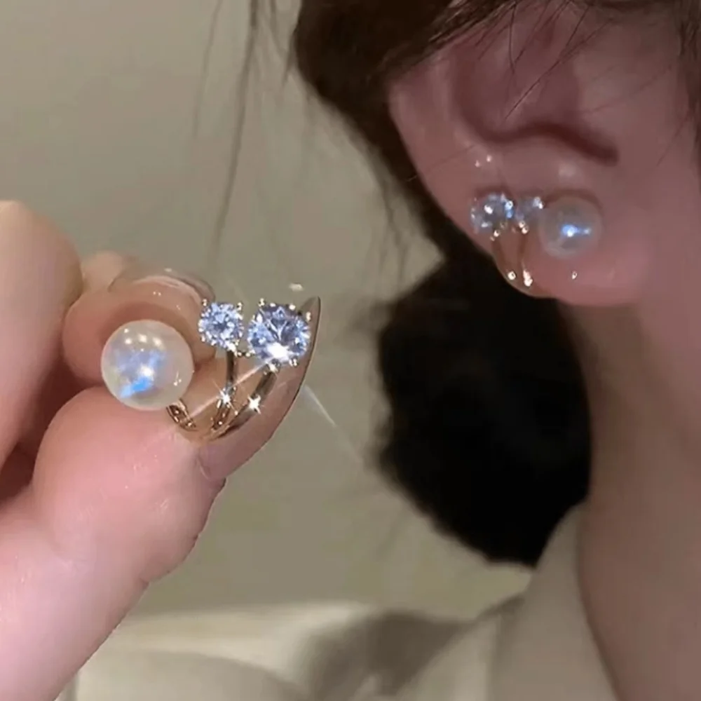 Sparkling Rhinestone Pearl Earrings